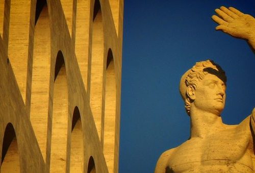 Oltre il Covid e la mala gestio, l’Italia riparta dalle proprie radici (identitarie ed economiche)