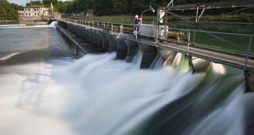 Il potere dell’acqua:  l’energia idroelettrica per la transizione ecologica italiana