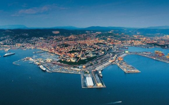 TRIESTE E IL SUO PORTO: QUESTIONE LOCALE O RISORSA STRATEGICA NAZIONALE?